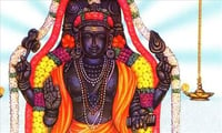 Thursday auspicious for Hindu God Lord Dhakshinamurthy